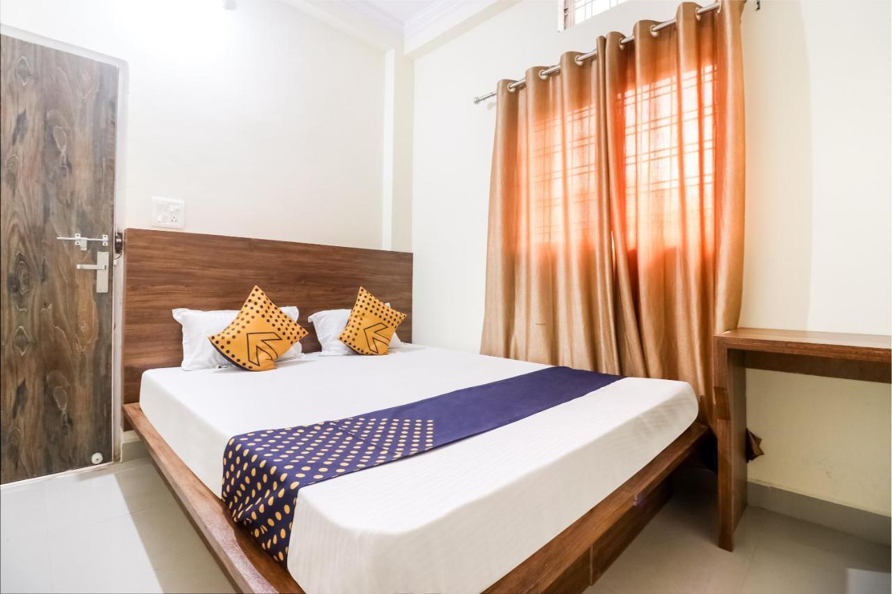 Oyo 40073 Yash Homestay Samarda Kaliāsot Екстериор снимка