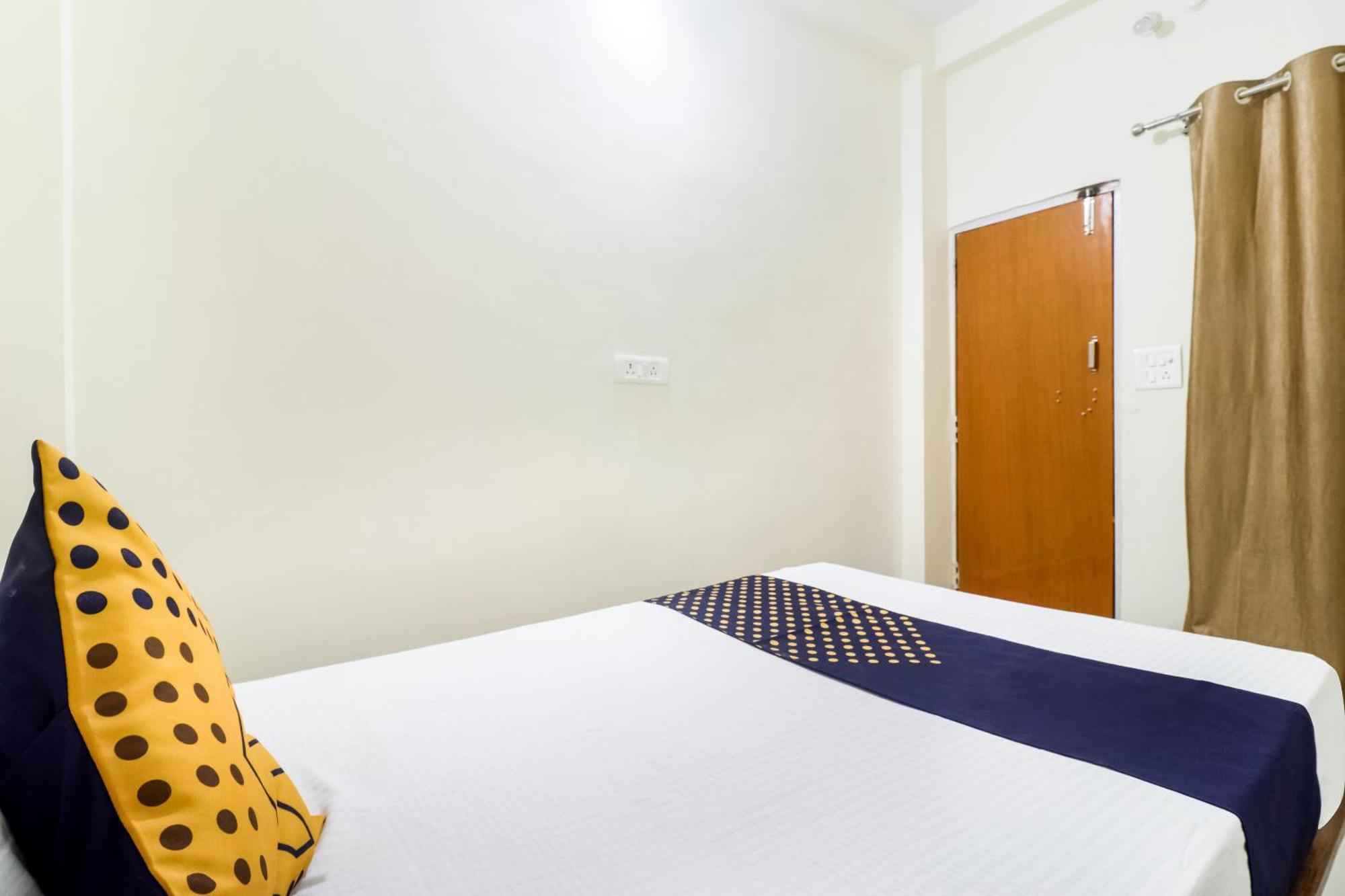 Oyo 40073 Yash Homestay Samarda Kaliāsot Екстериор снимка